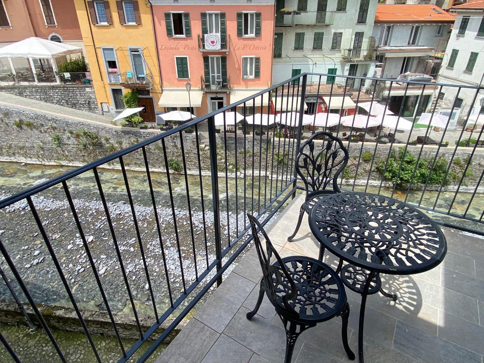 Argegno'S River - Central Apartment Lake View الغرفة الصورة